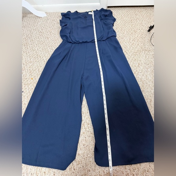 Eliza J Navy Jumpsuit with Ruffle Sleeves size 10 - Picture 4 of 5